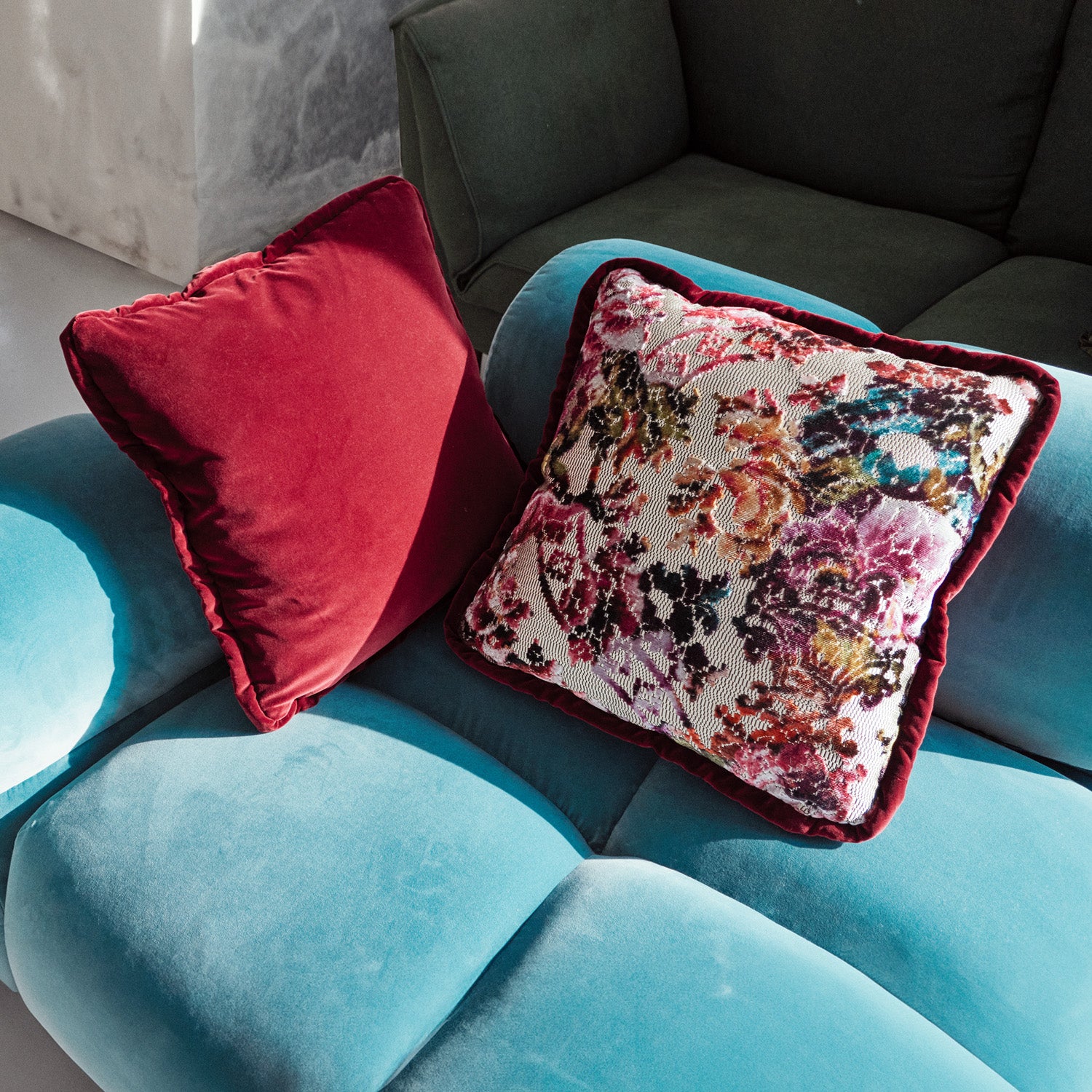 Reversible Cushion - Flower Fantasy & Dark Cherry