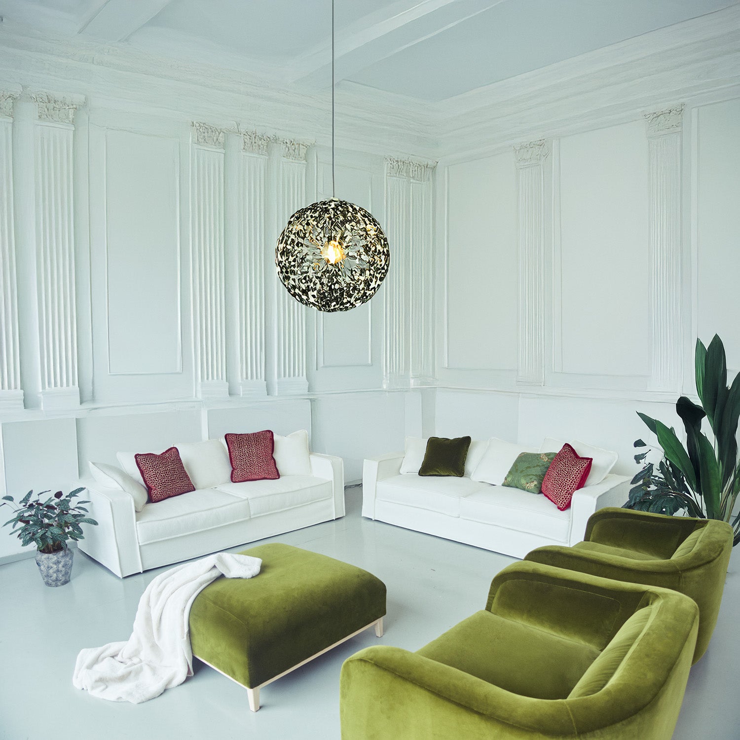 Zeno armchair