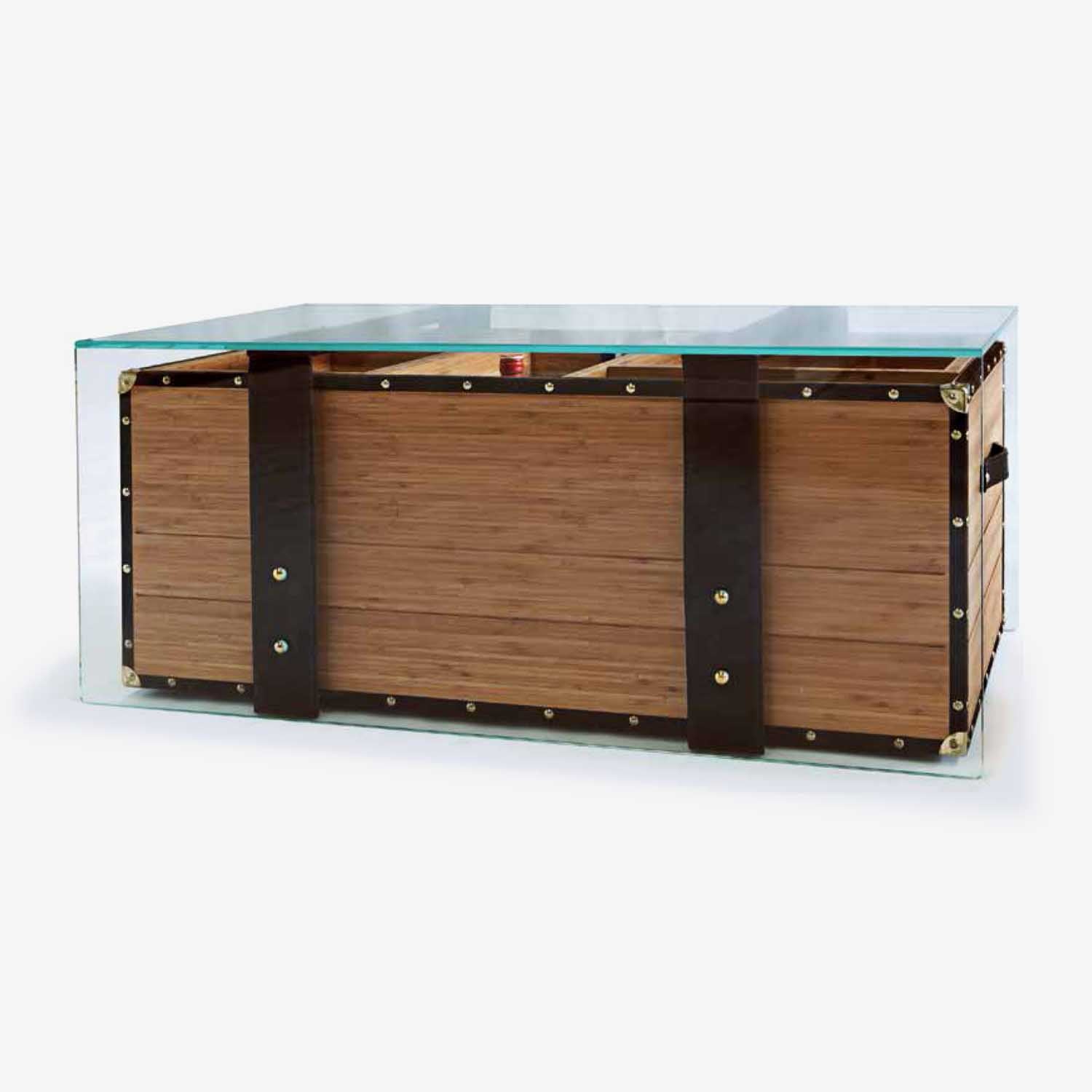 Brown leather handles and brass studs detail