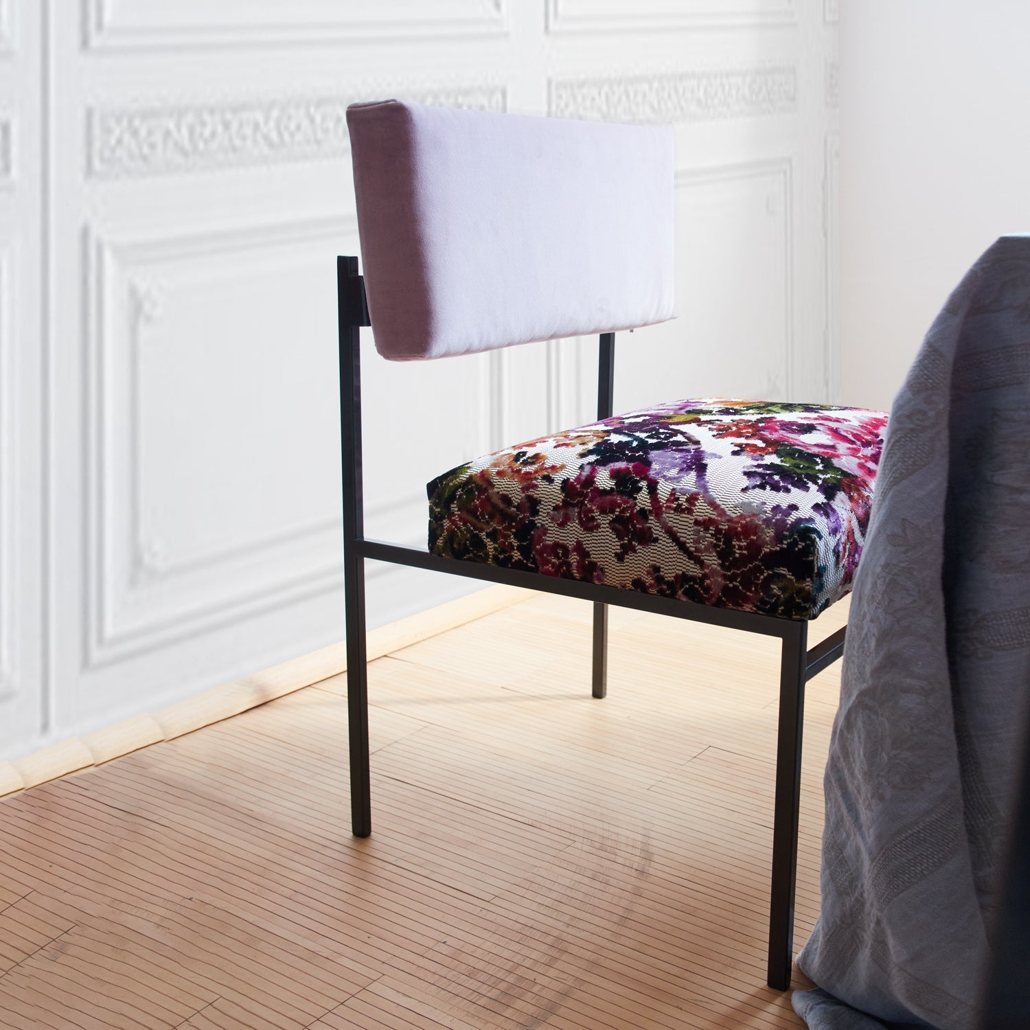 Luxurious upholstery options for Aurea dining chair