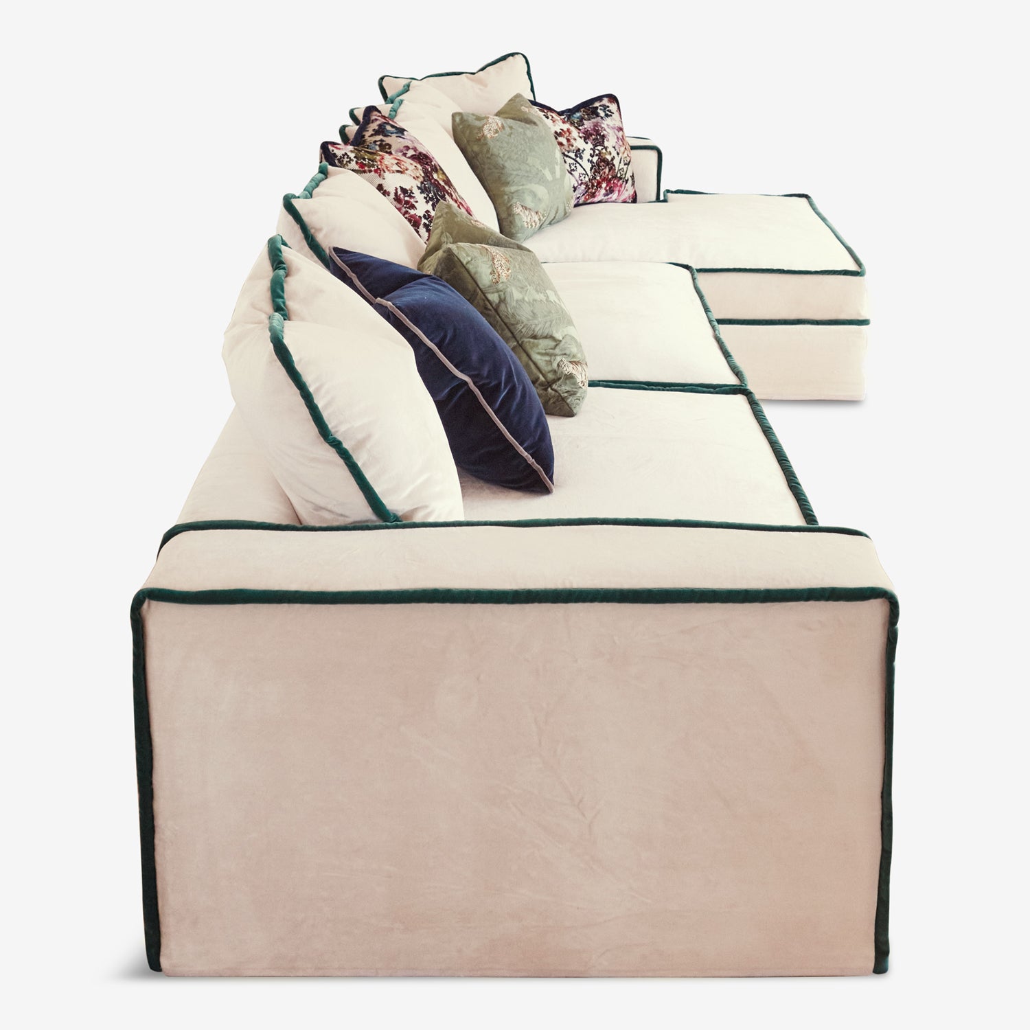 Rafaella Chaise Sofa – Your Oasis of Relaxation