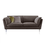Afternoon Nap Haven: Casquet Classic's Inviting Armrest