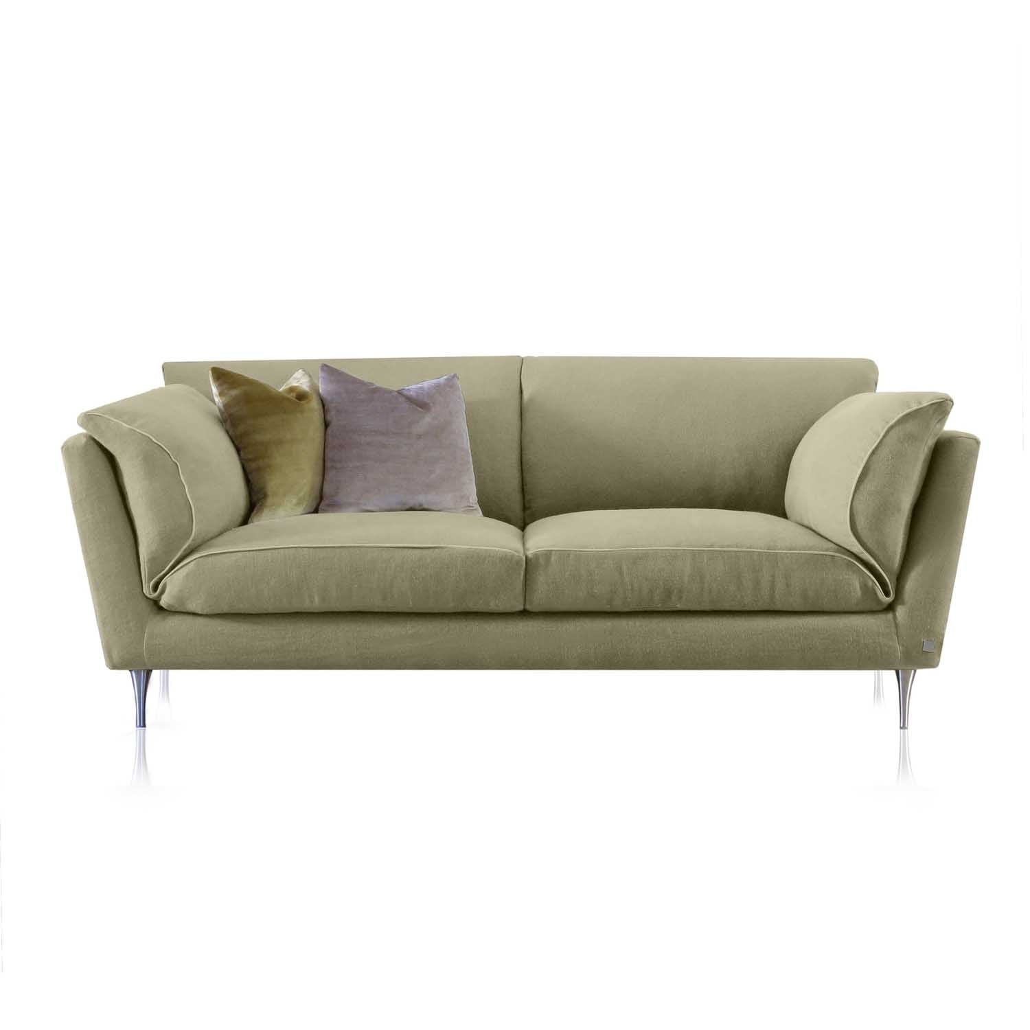 Timeless Sophistication: Casquet Classic Charm