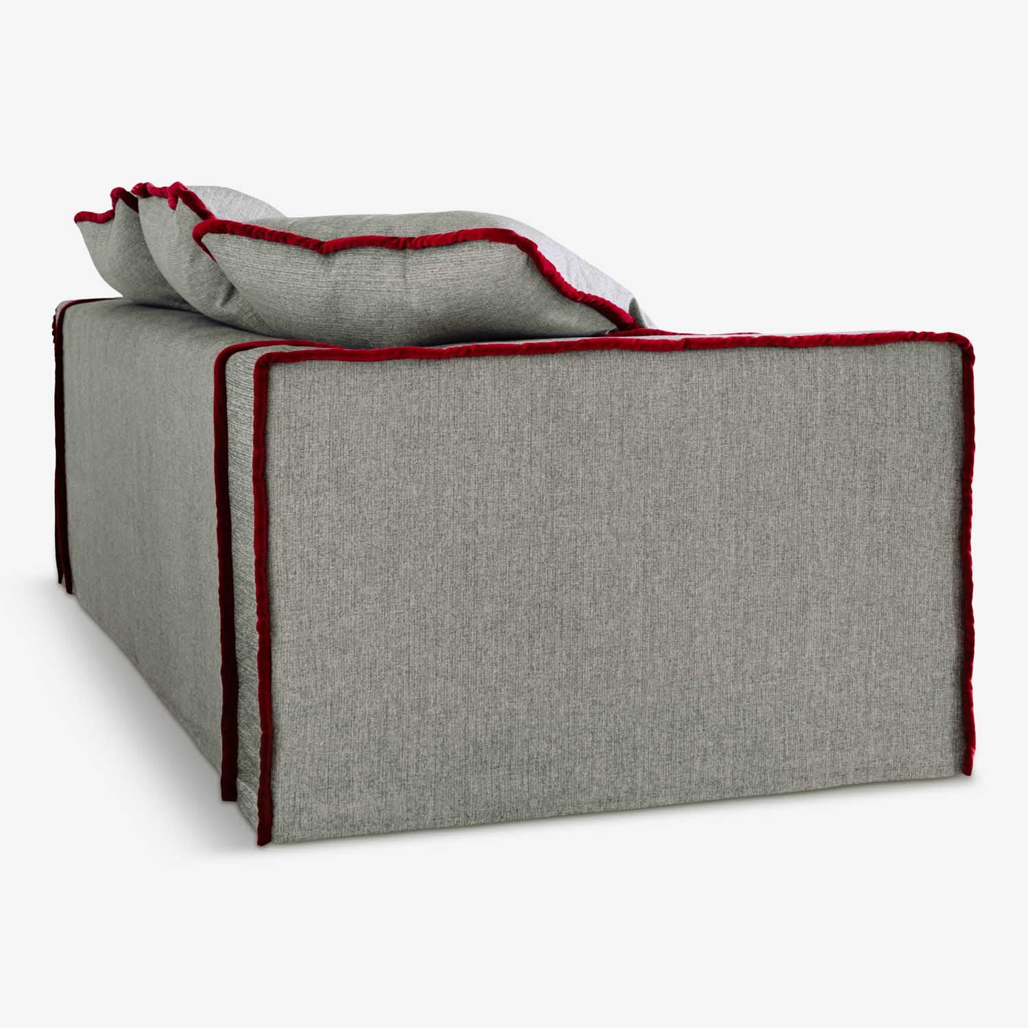 Inviting Ambiance with Plush Seating. squared backrest.