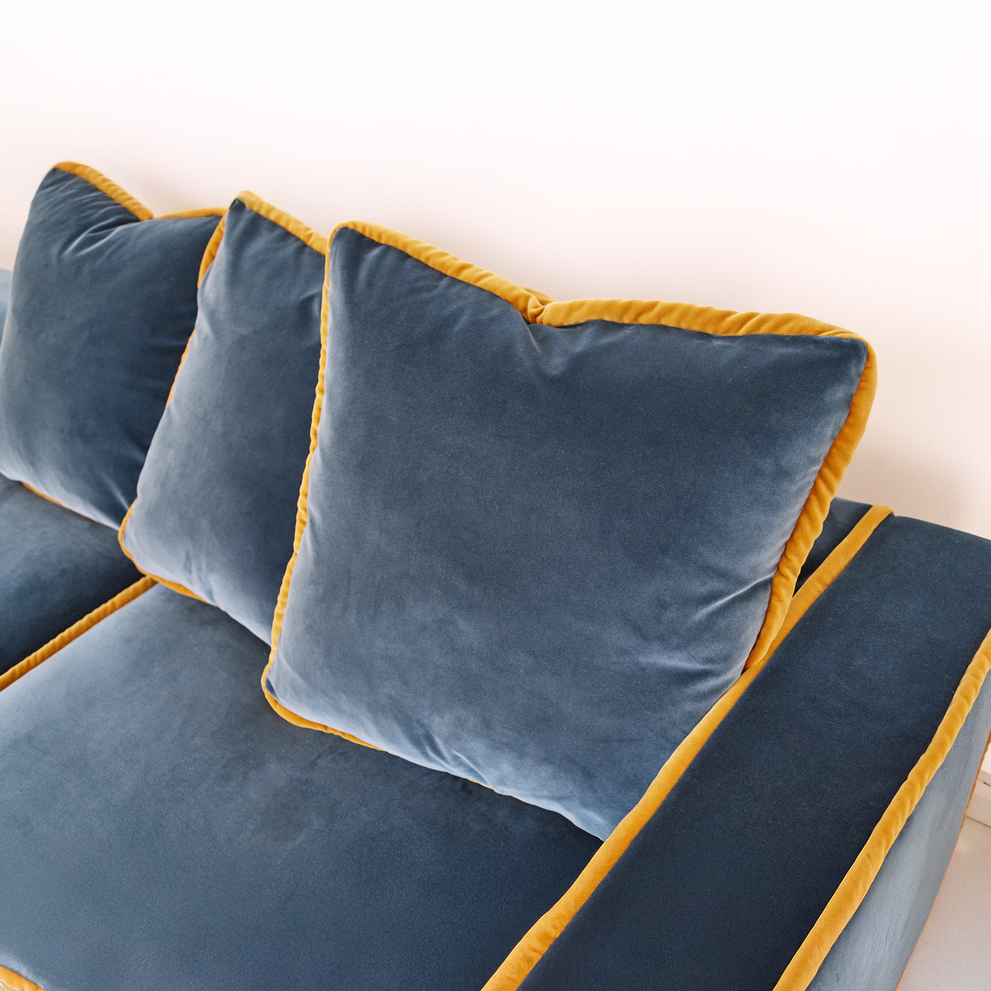 Rafaella chaise sofa