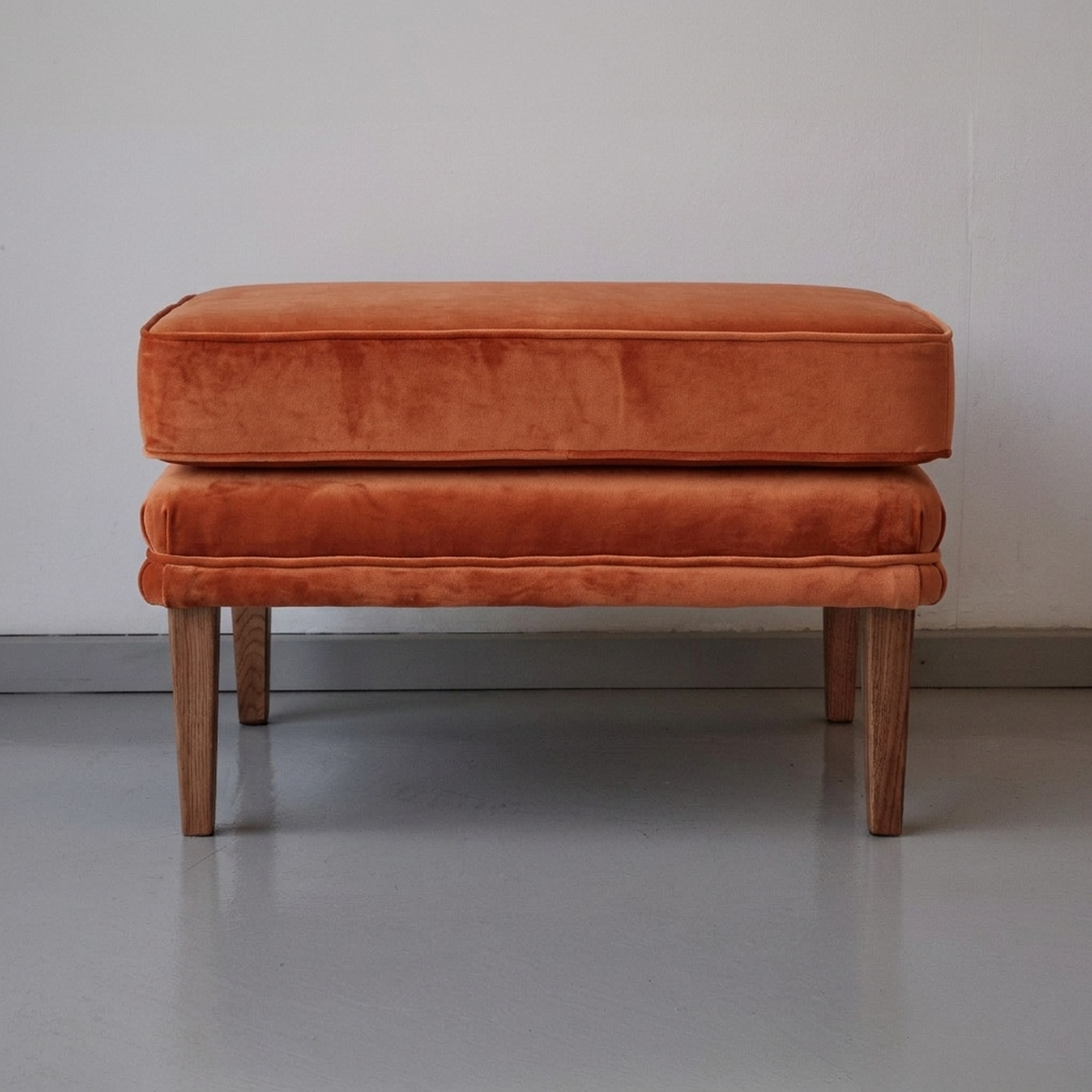 Ada Pouf