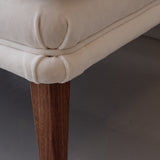 Ada Pouf