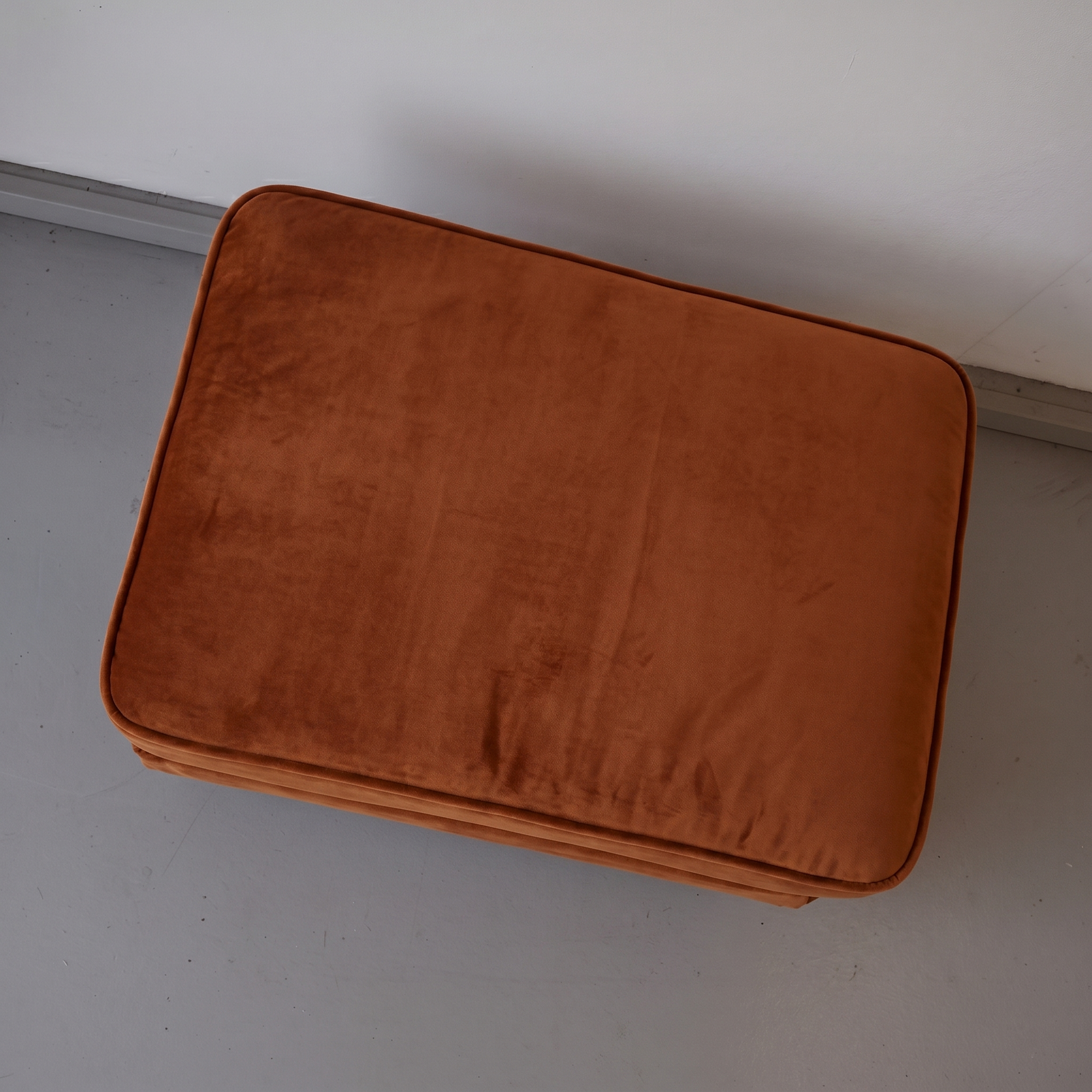 Ada Pouf