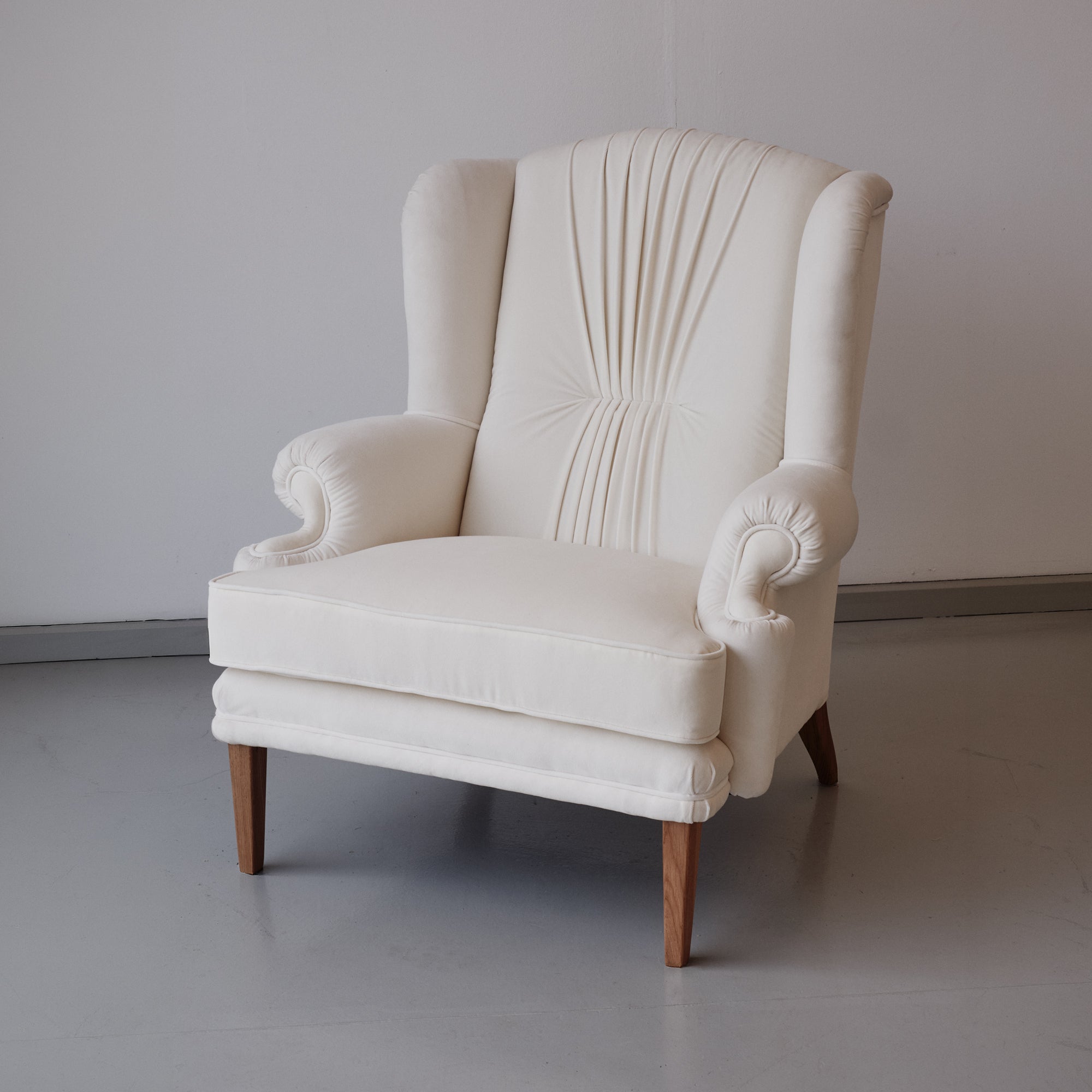 Ada Armchair