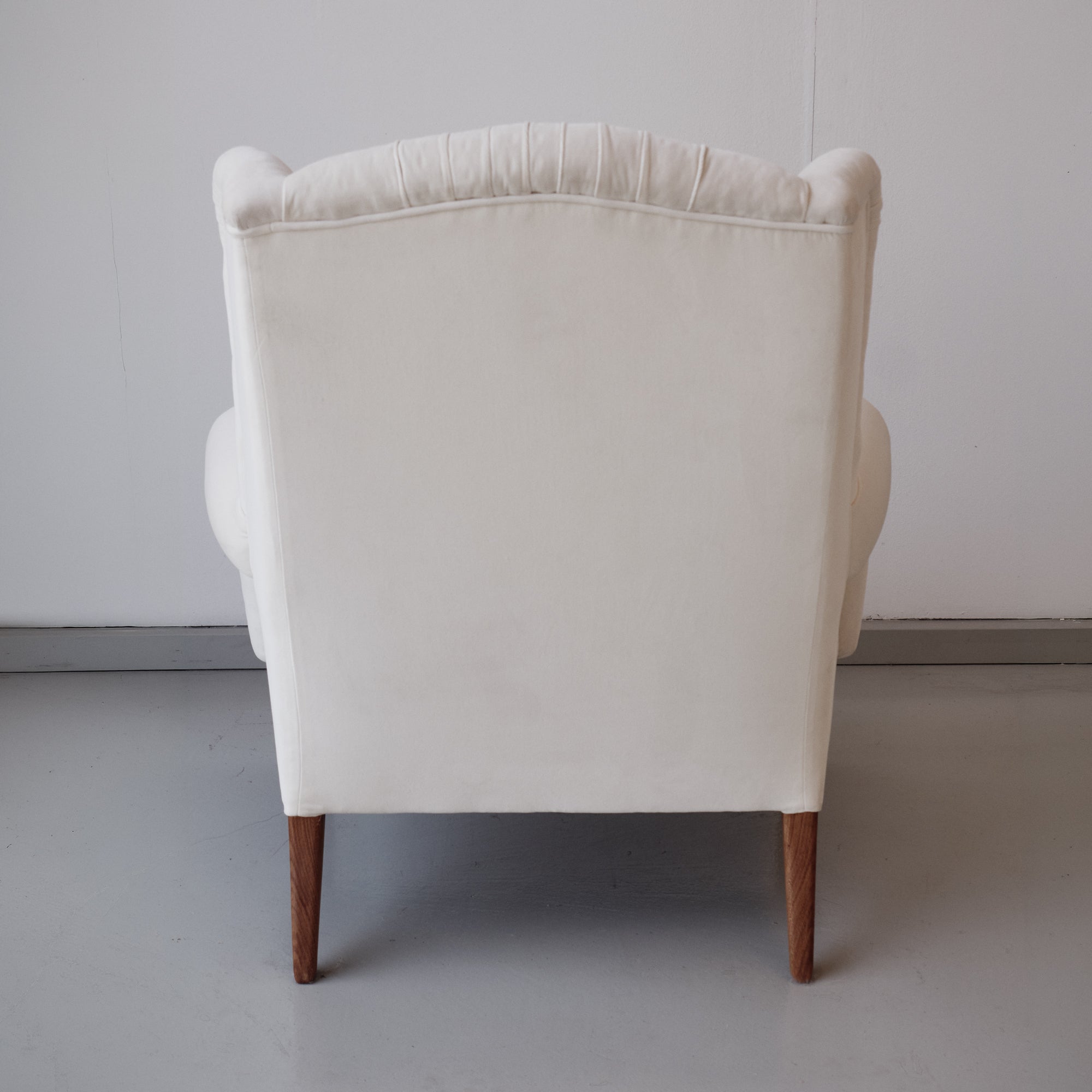 Ada Armchair