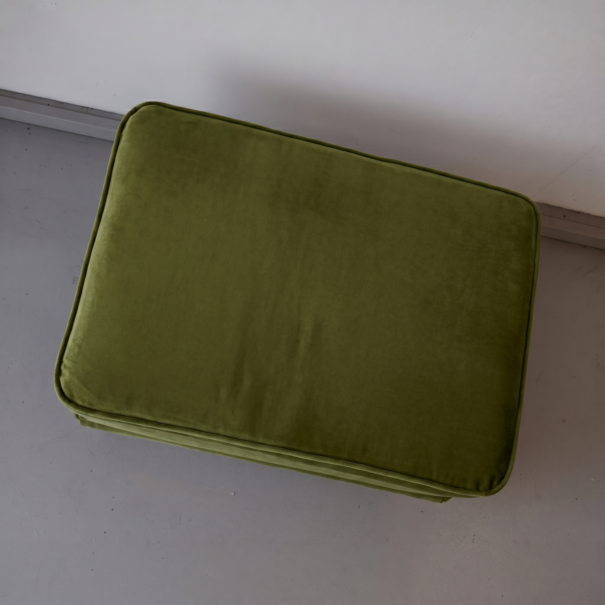 Ada Pouf