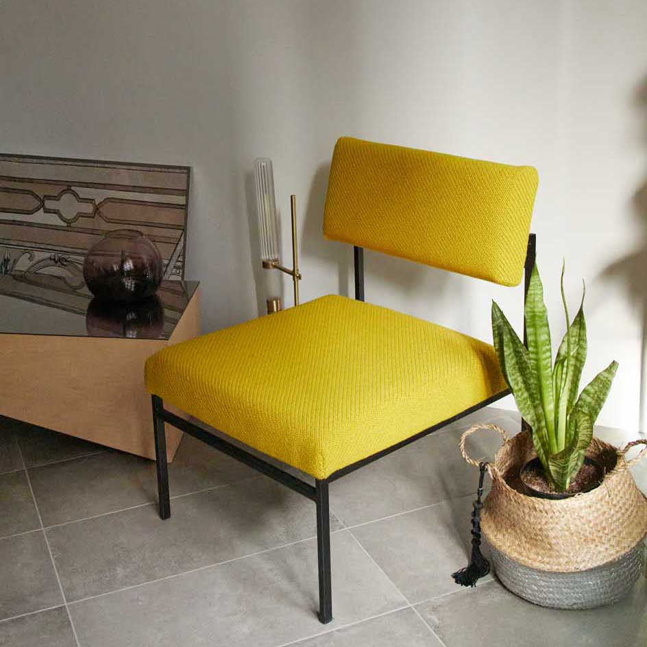 yellow lounge chair