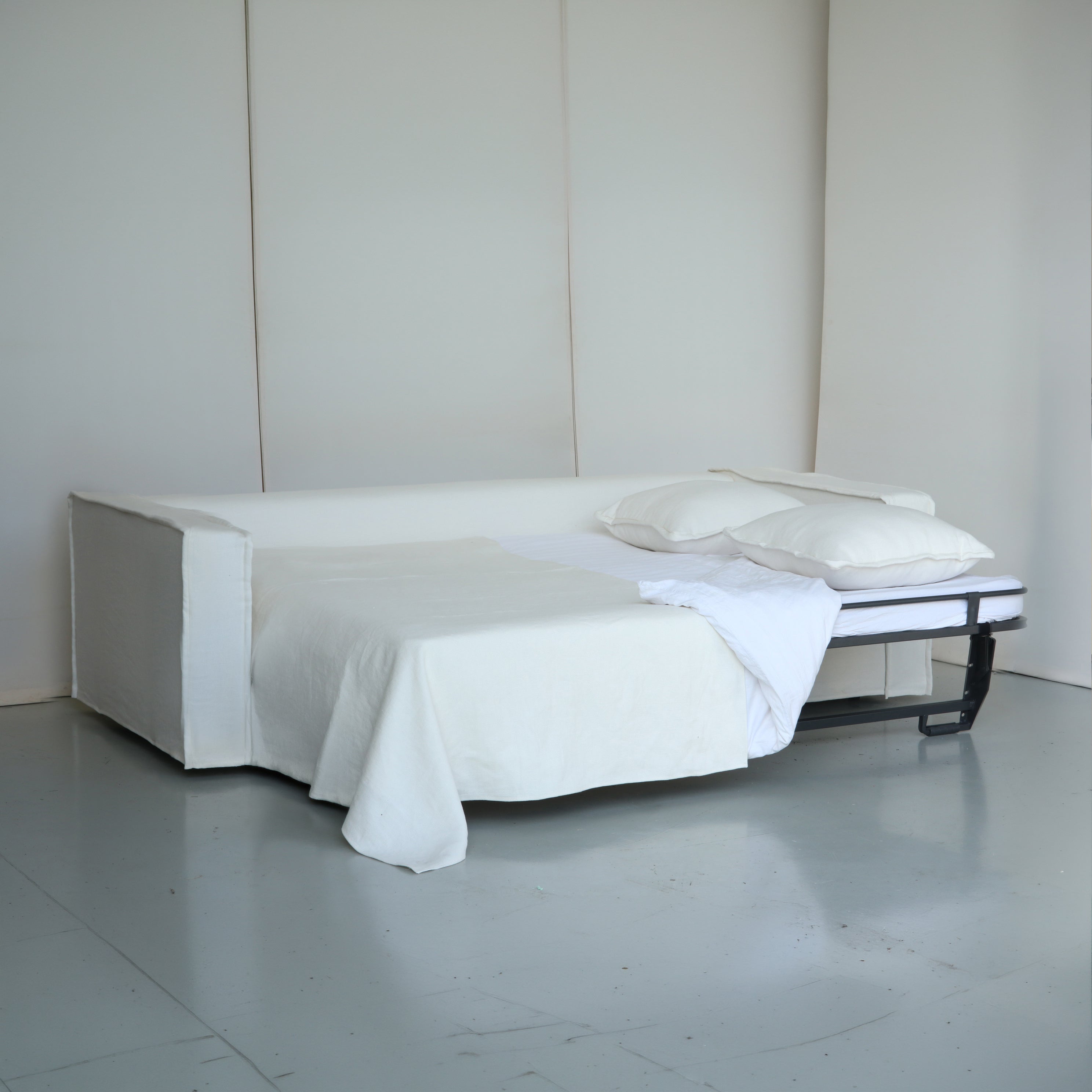Rafaella 3 seater sofa-bed