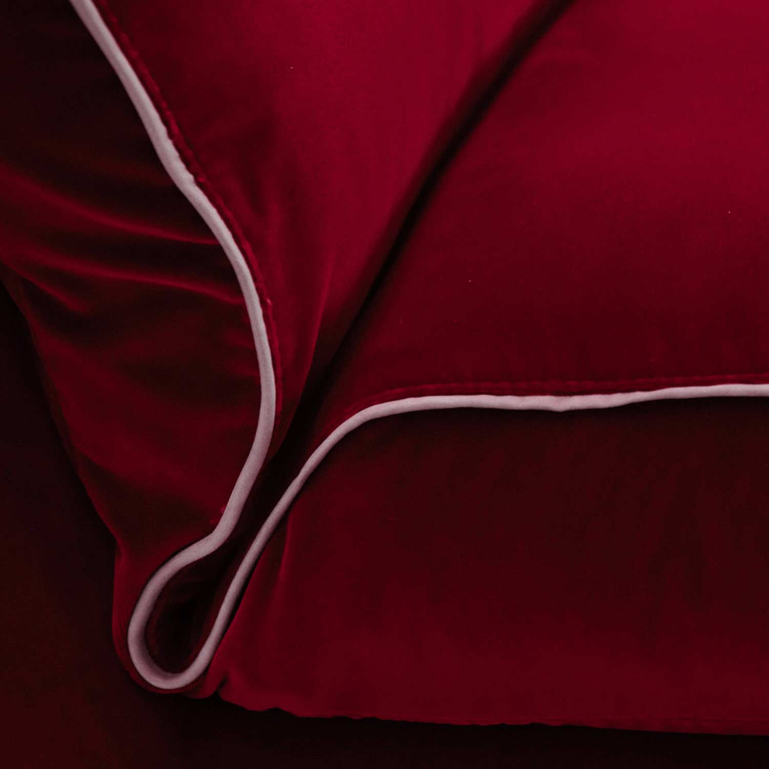 Sofa Bliss: Natural Latex and Goose Down Luxury