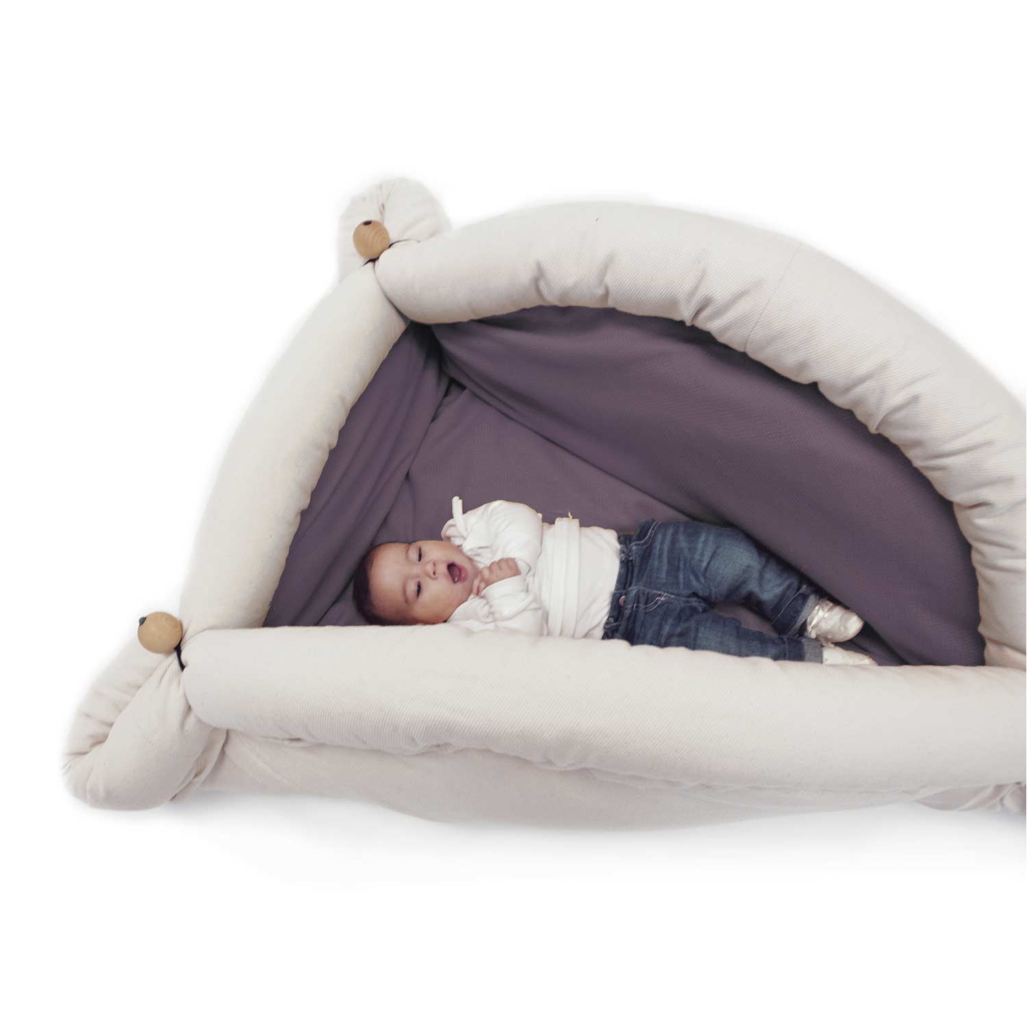 Blandito as a specially adapted baby bed.
