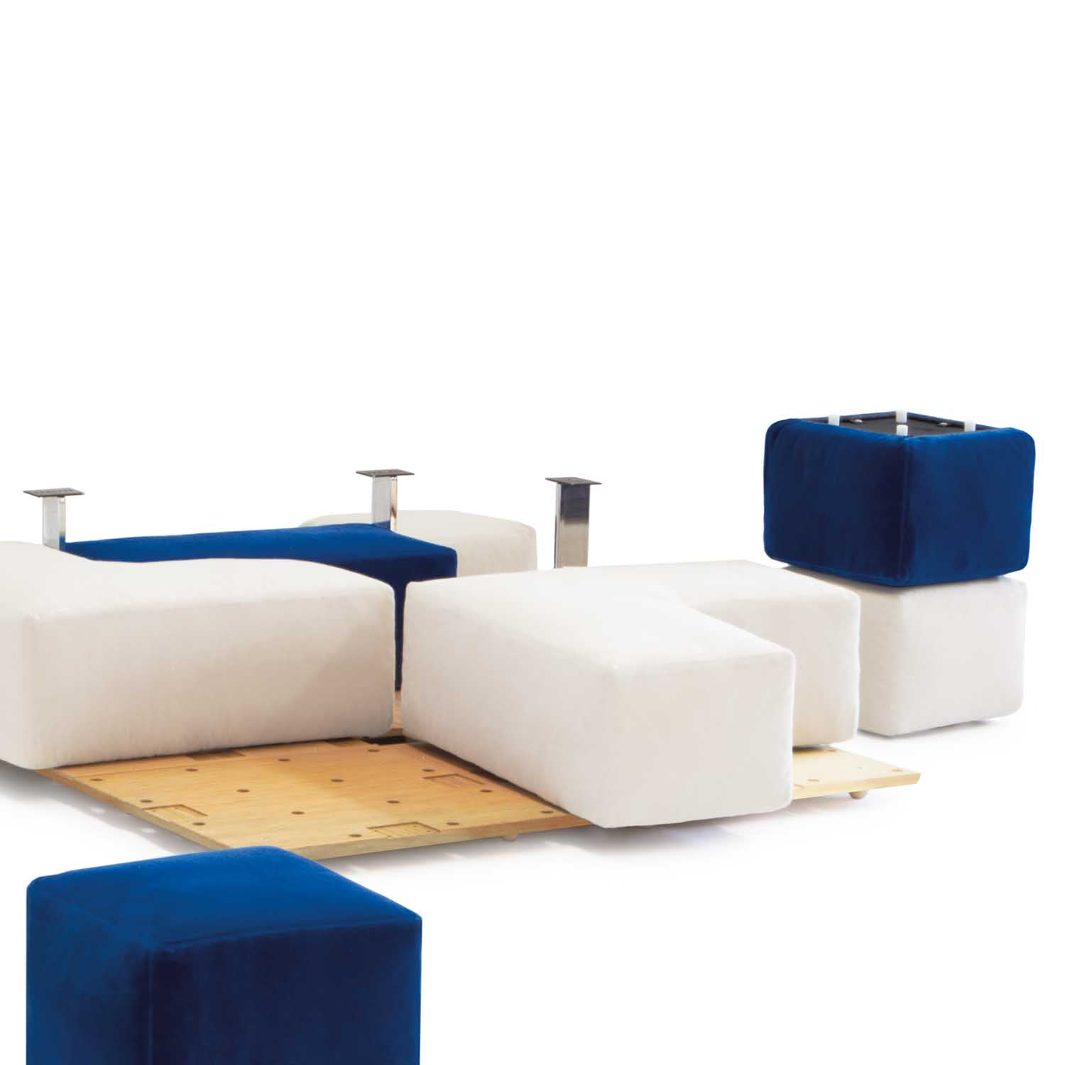 Square and rectangular cushion modules for tailored aesthetics.