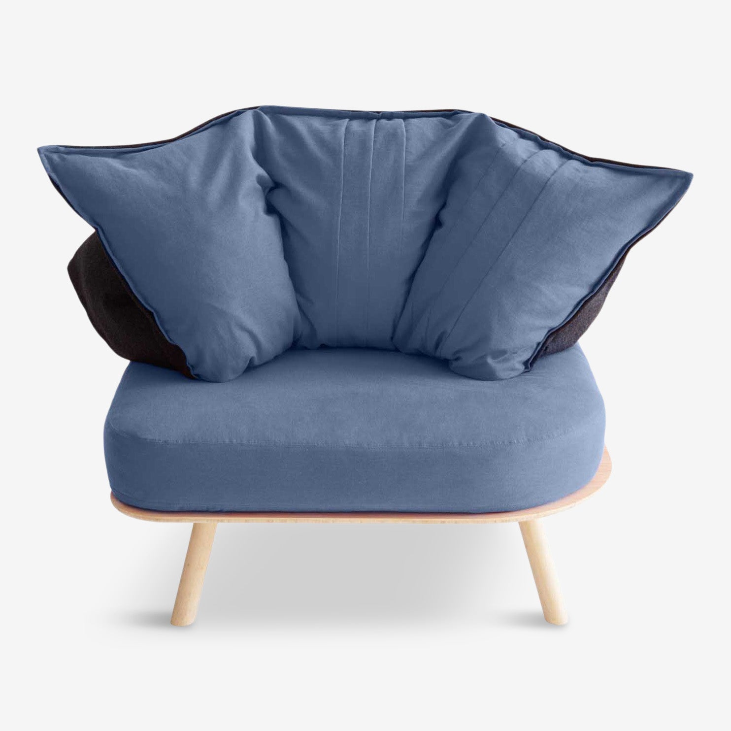 Denis Guidone Disfatto Armchair: Playful Comfort.